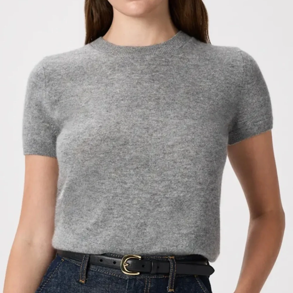 Quince Magnolian Cashmere tee - Picture 1 of 6